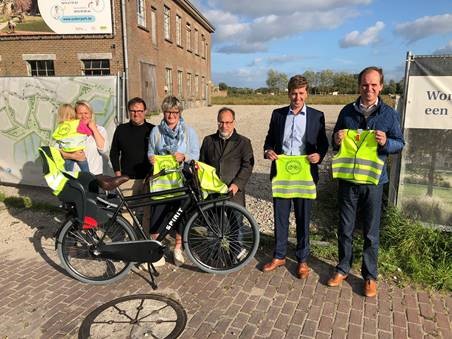 Stad Veurne, ION en WVI zorgen voor veilige fluohesjes